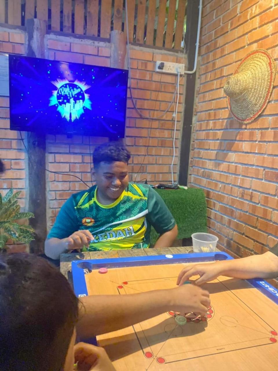 Dangau Sala D'Kontena Alor Setar Ngoại thất bức ảnh