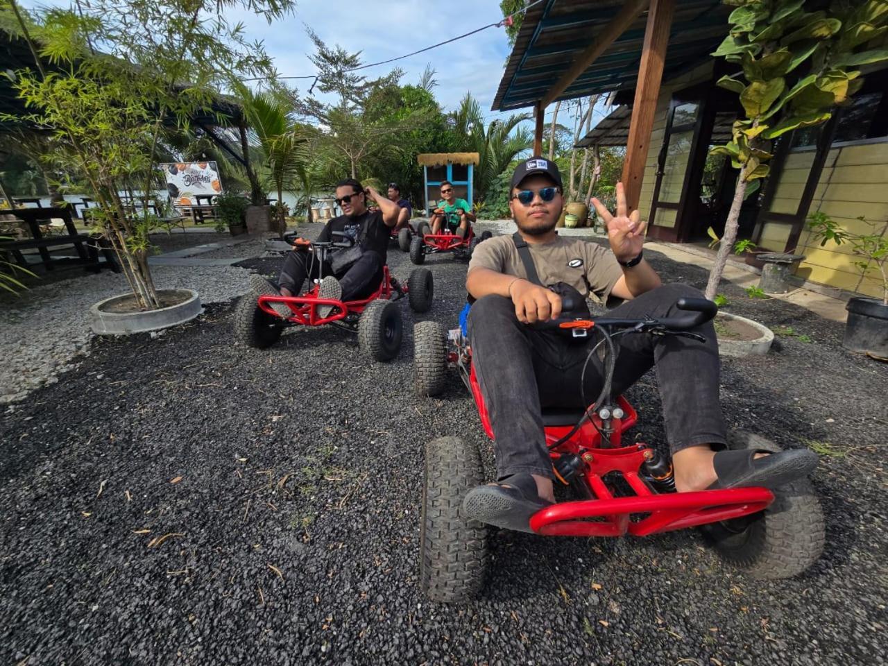Dangau Sala D'Kontena Alor Setar Ngoại thất bức ảnh